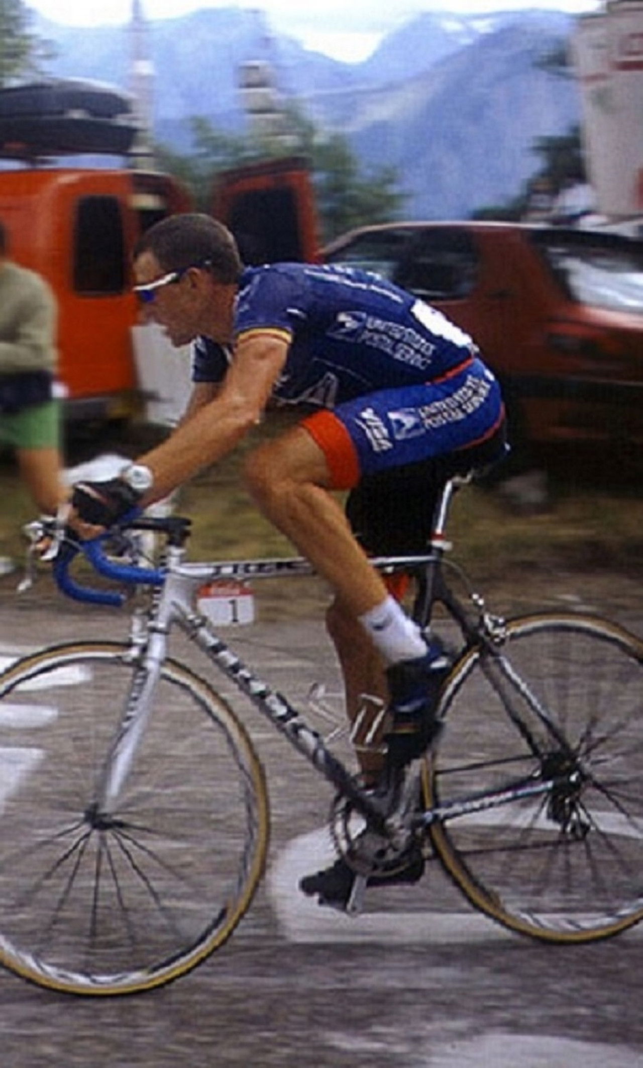 Road to Paris Backdrop