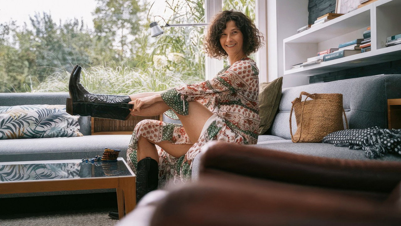 Everyone Knows Better backdrop