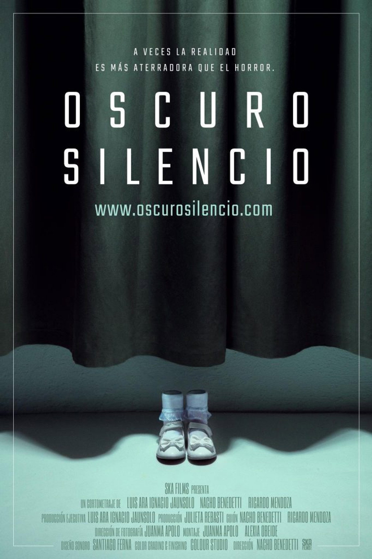 Oscuro  Silencio filmaffisch