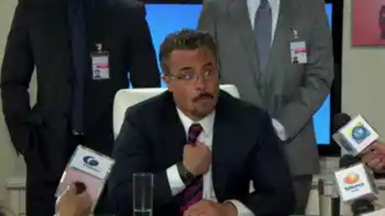 Una familia con suerte backdrop