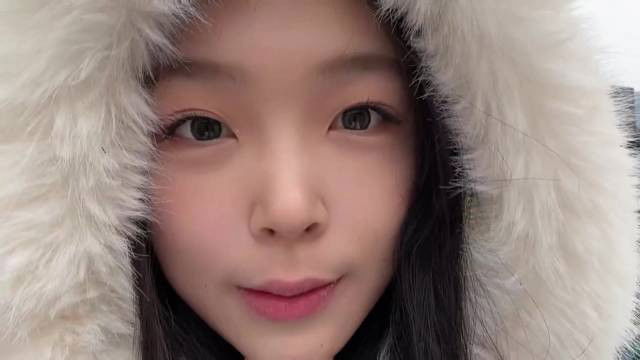 LIVE（V.）HOUSE - Season 0 Episode 31 : Episode 31