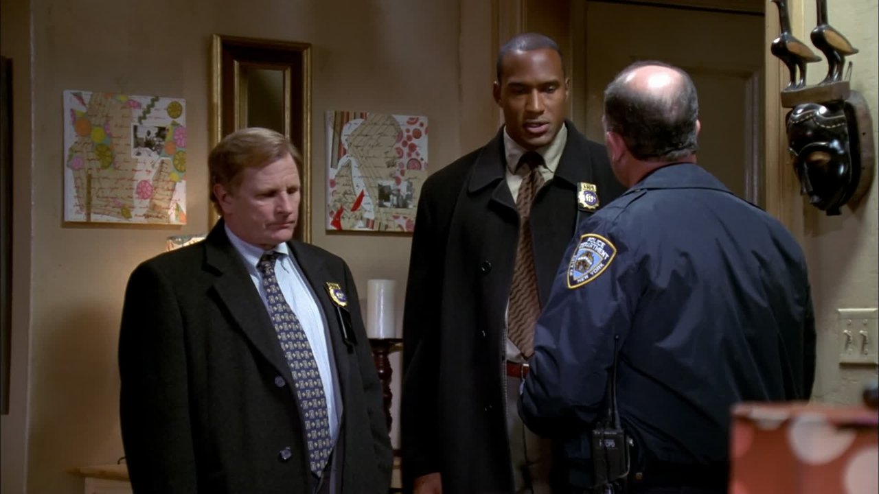 NYPD Blue - Season 11 Episode 11 : Passing the Stone