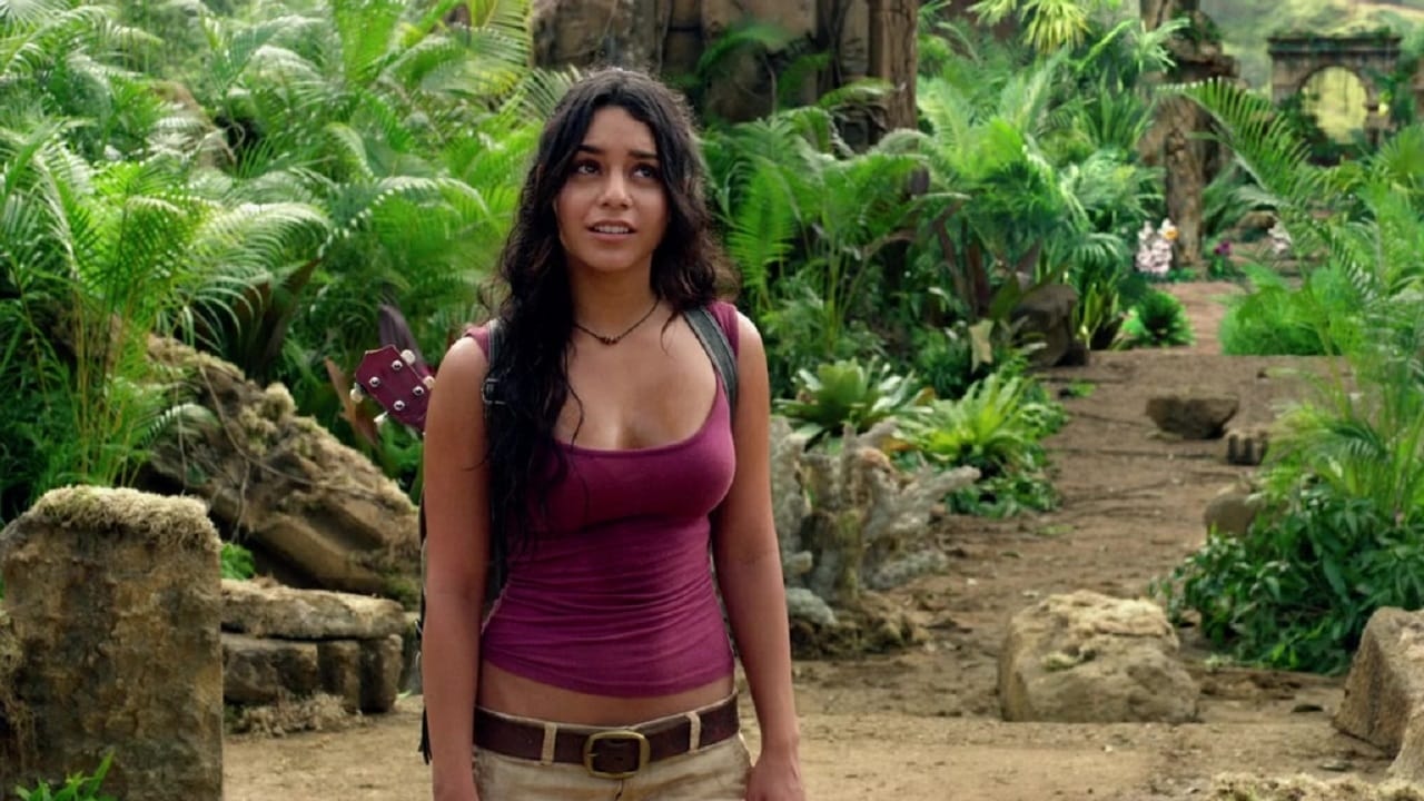 actress of journey 2 the mysterious island