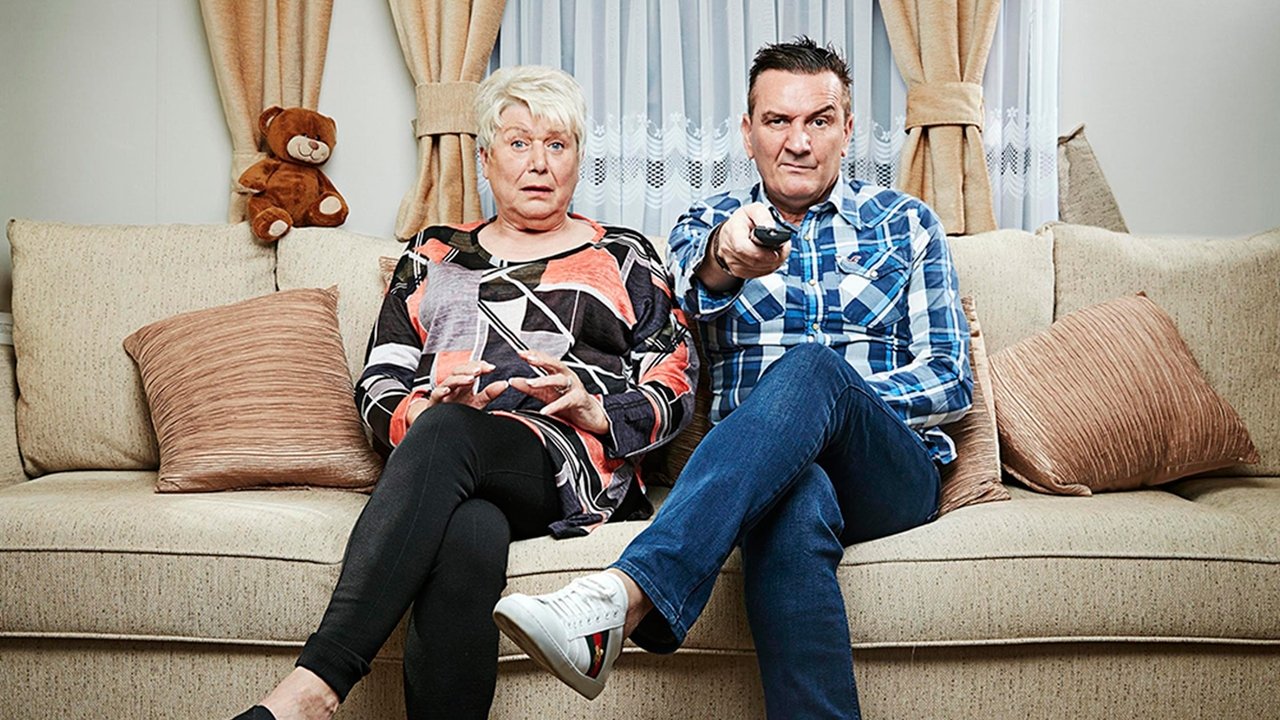 Gogglebox - Season 22 Episode 7 : Episode 7