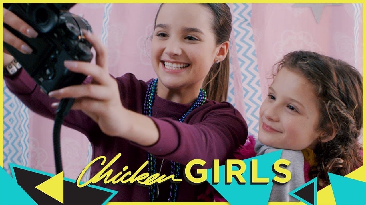 Chicken Girls - Season 1 Episode 7 : Photograph