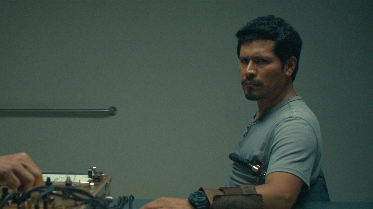 The Gringo Hunters - Season 1 Episode 9 : Test of Trust