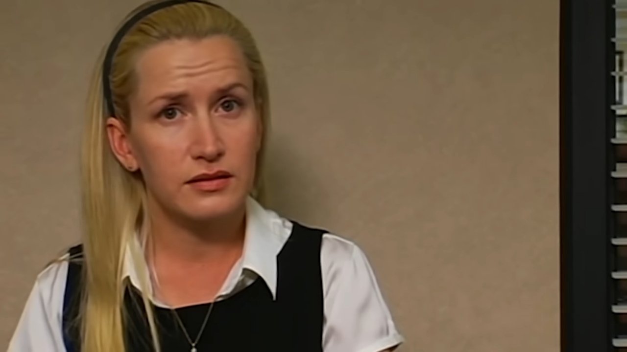 The Office - Season 0 Episode 7 : The Accountants: Things Are Getting Tense