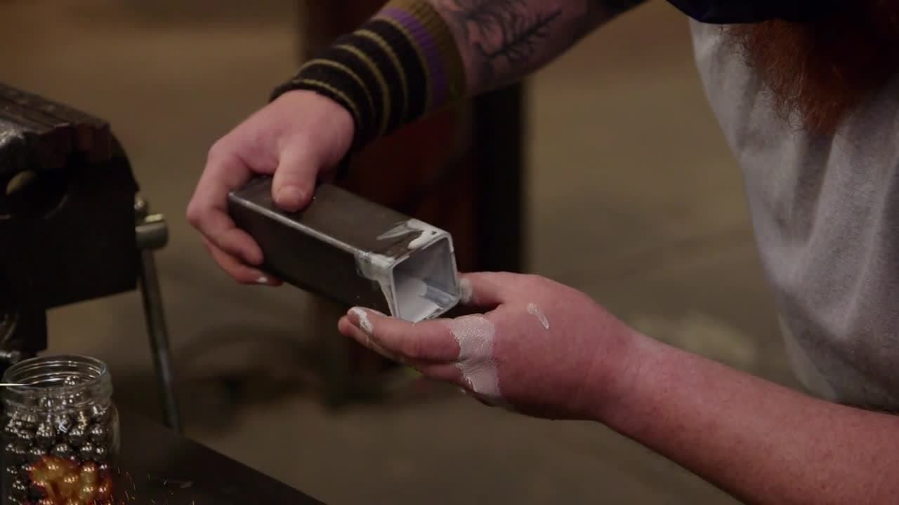 Forged in Fire - Season 8 Episode 36 : Judges Takeover: J Neilson