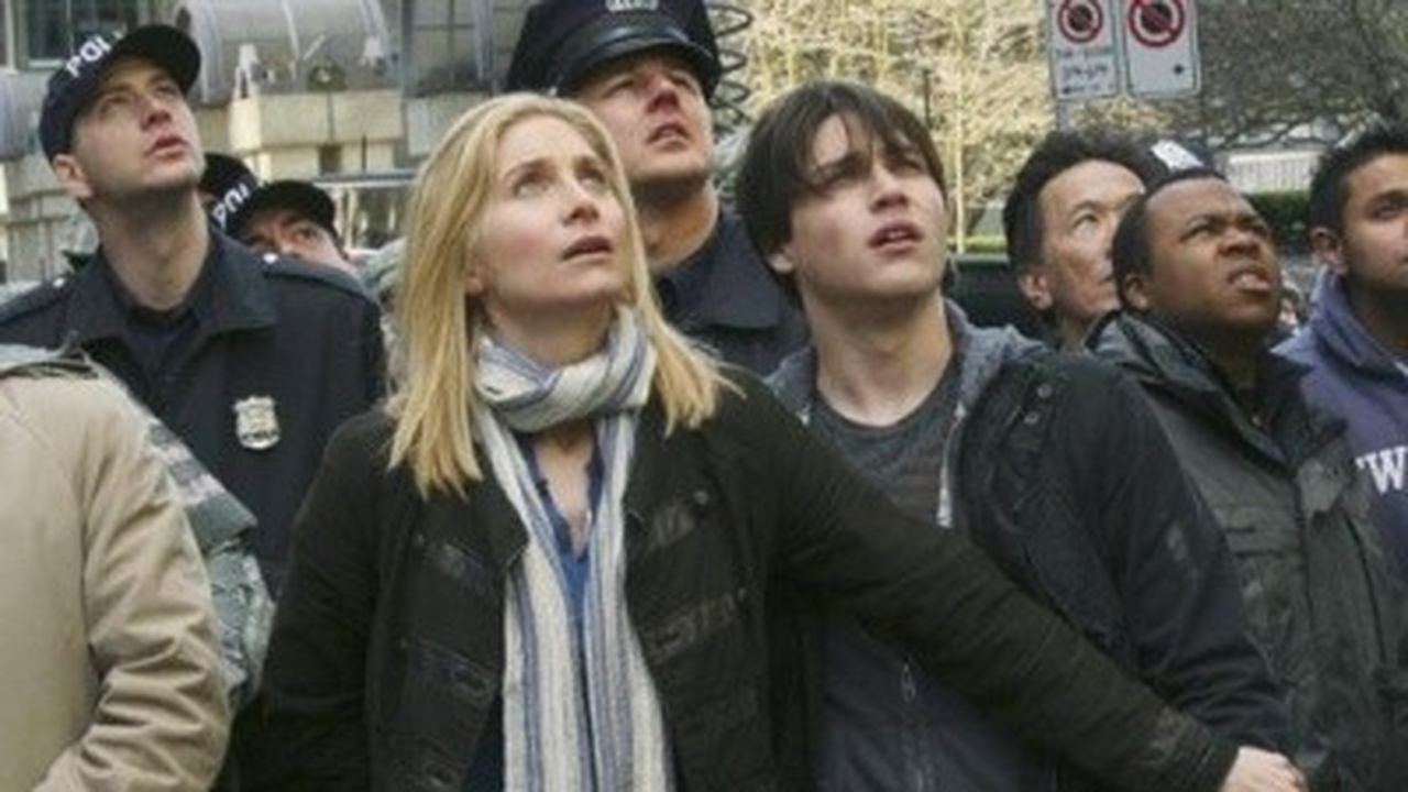 V - Season 1 Episode 1 : Pilot