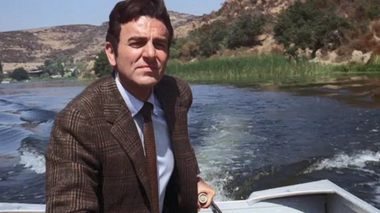 Mannix - Season 3 Episode 14 : Medal for a Hero