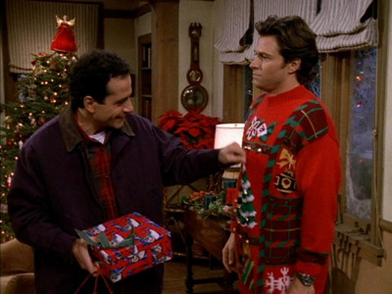 Wings - Season 7 Episode 10 : 'Twas the Heist Before Christmas