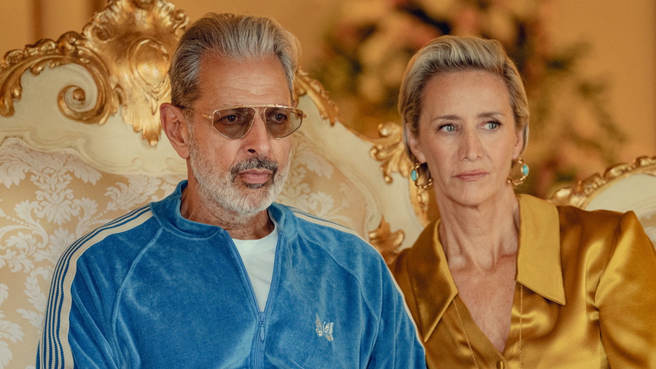 Kaos (2024) Hindi Season 1 Netflix backdrop