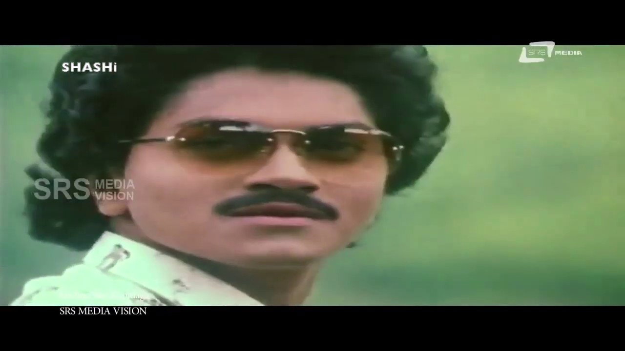 Krishna Nee Kunidaga backdrop