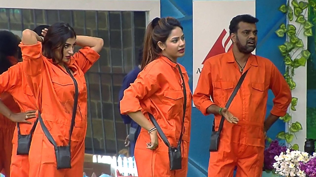 Bigg Boss - Season 2 Episode 59 : Day 58: Fight and Steal for Luxury