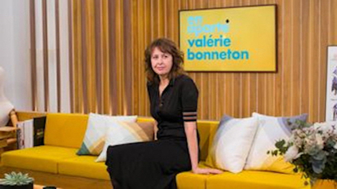 En aparté — Valérie Bonneton
