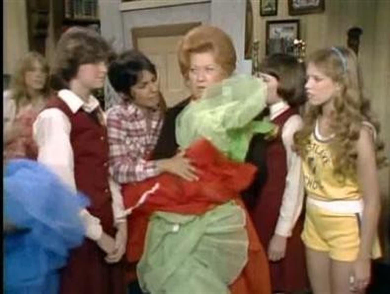 Diff'rent Strokes - Season 1 Episode 24 : The Girls School (a.k.a.) Garrett's Girls