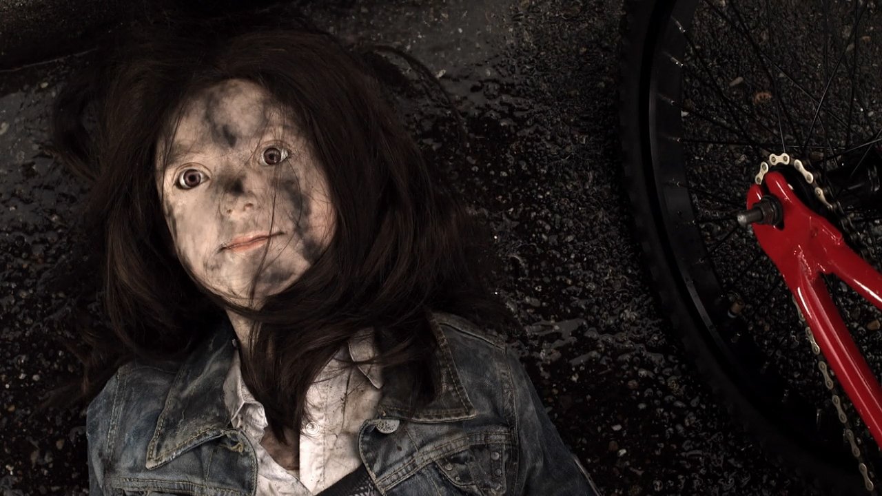 R. L. Stine's The Haunting Hour - Season 2 Episode 18 : The Return of Lilly D