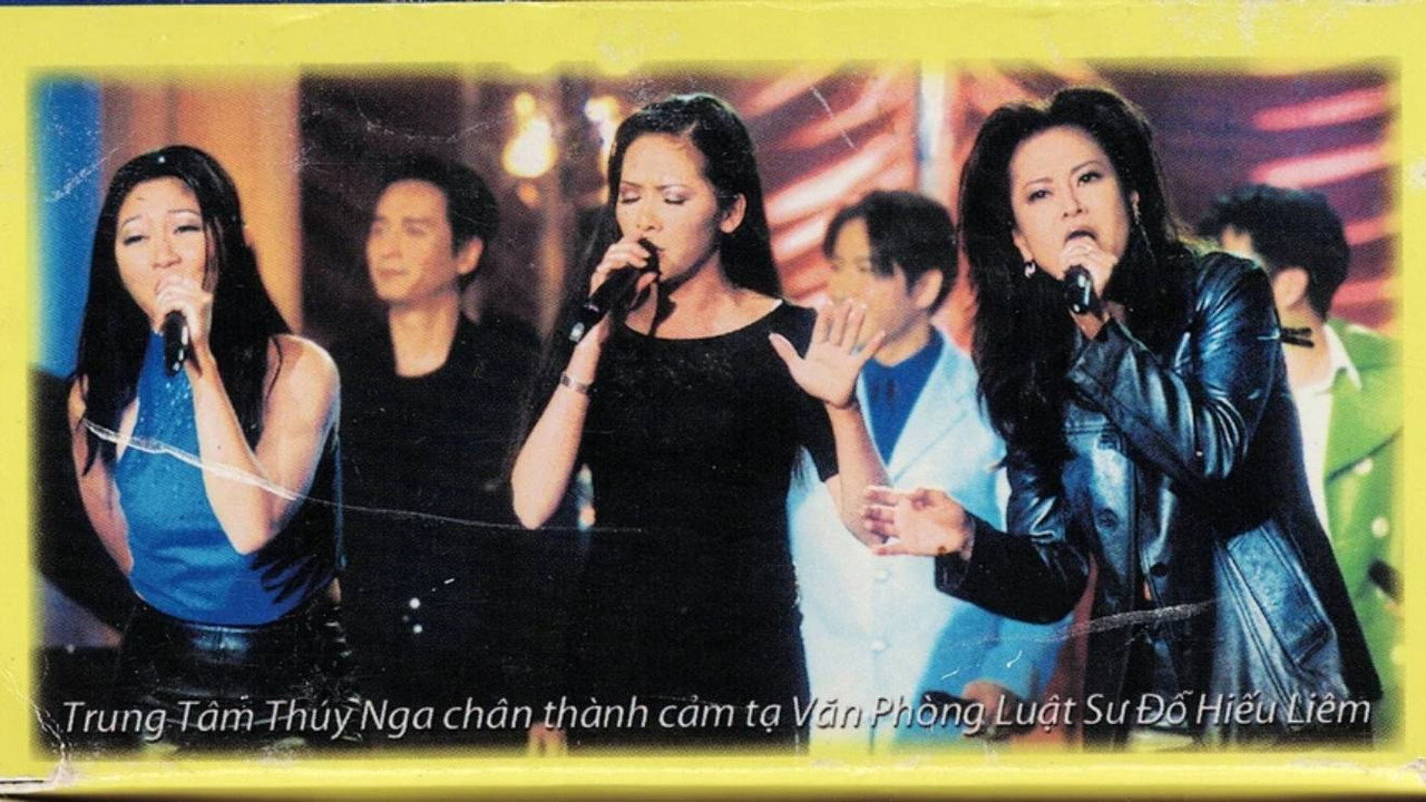 Paris By Night 54: In Concert still 2