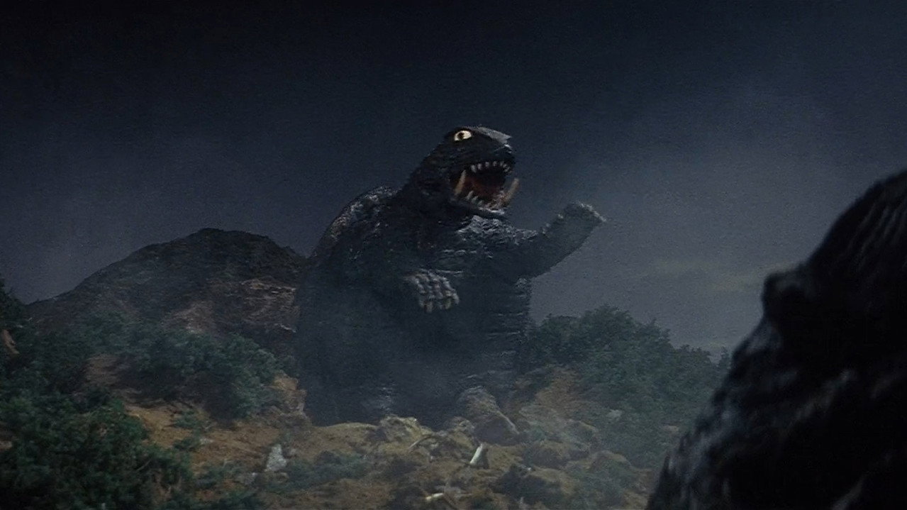 Gamera vs. Gyaos background 14