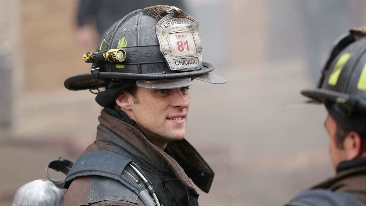 Chicago Fire - Season 2 Episode 12 : Out with a Bang
