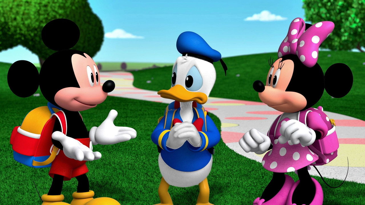 A Casa do Mickey Mouse+ backdrop