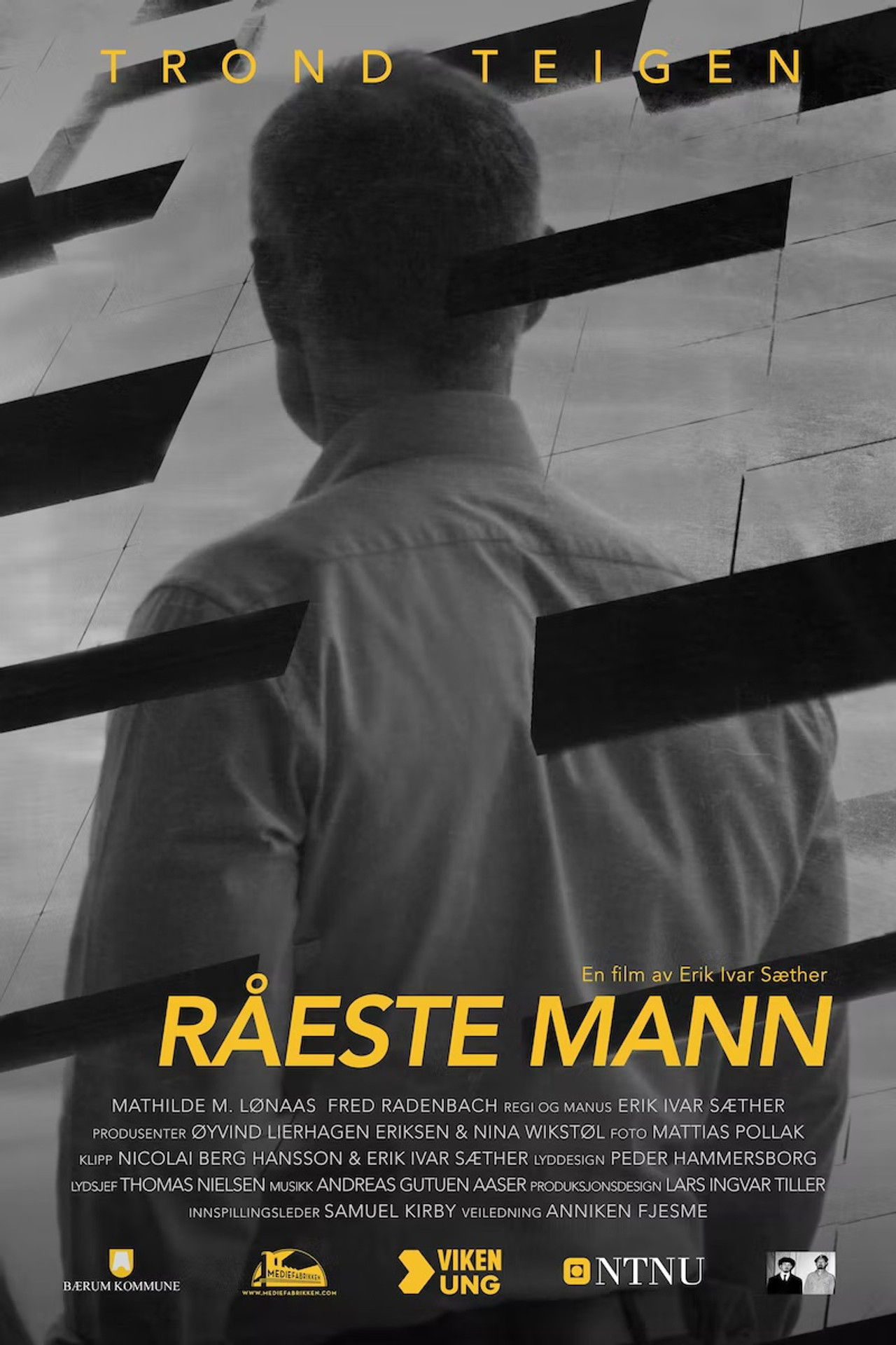 Råeste mann Backdrop
