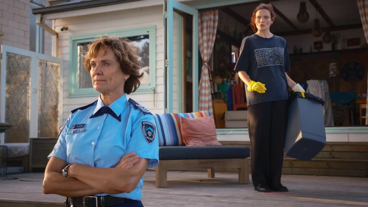 Return to Paradise - Season 1 Episode 1 : R.I.P. Tide