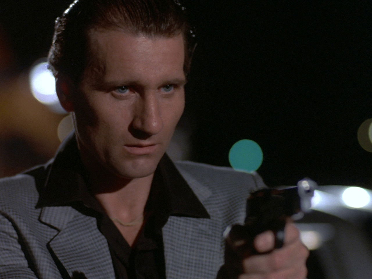 Miami Vice - Season 1 Episode 2 : Heart of Darkness