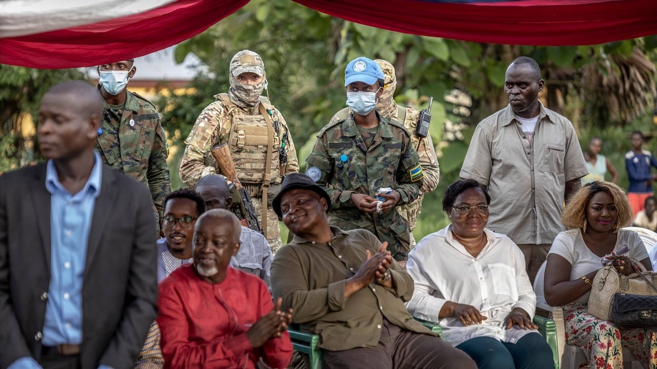 Frontlinie - Season 2 Episode 5 : Episode 5