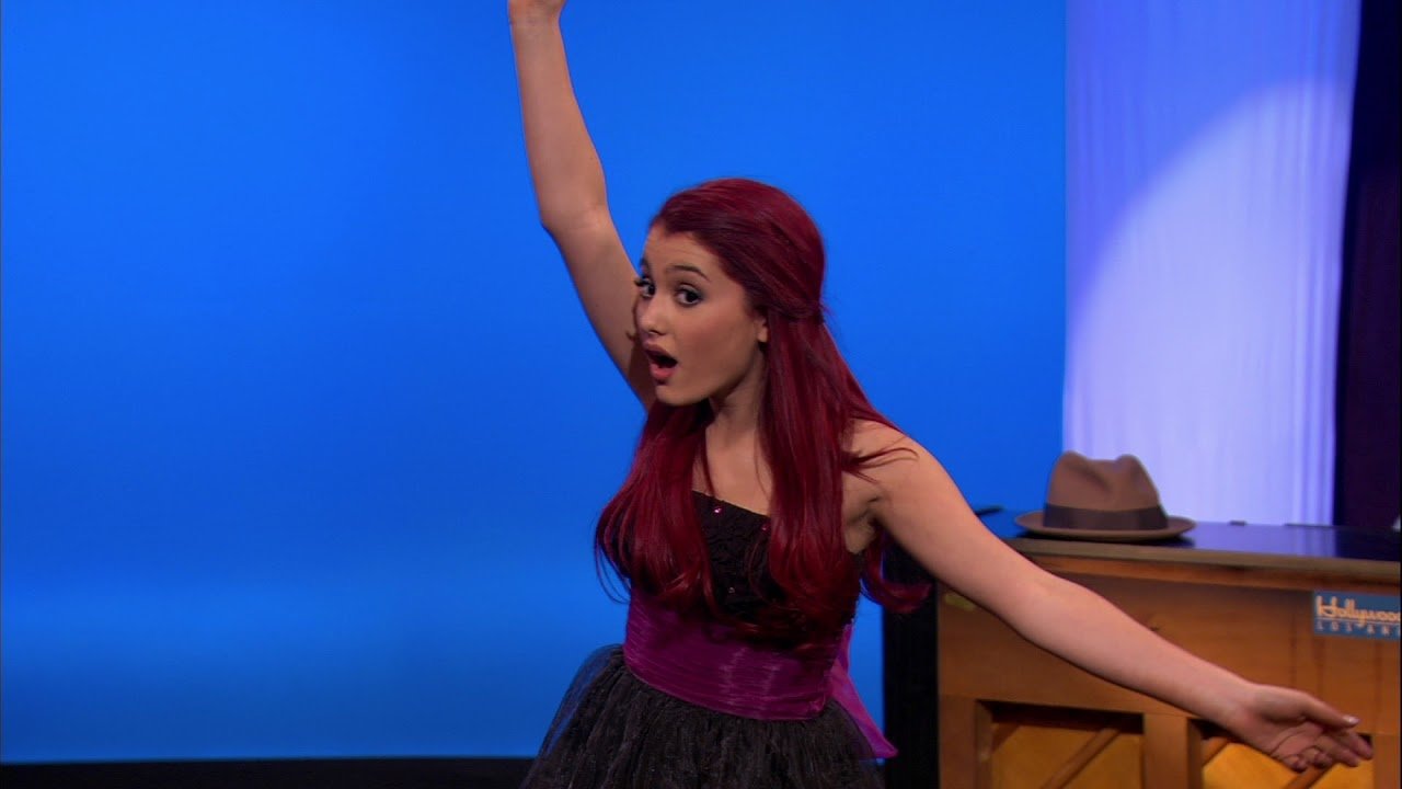 Victorious - Season 2 Episode 7 : Helen Back Again
