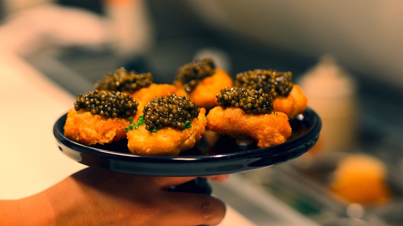 Knife Edge: Chasing Michelin Stars - Season 1 Episode 1 : “Some would say he's a genius”