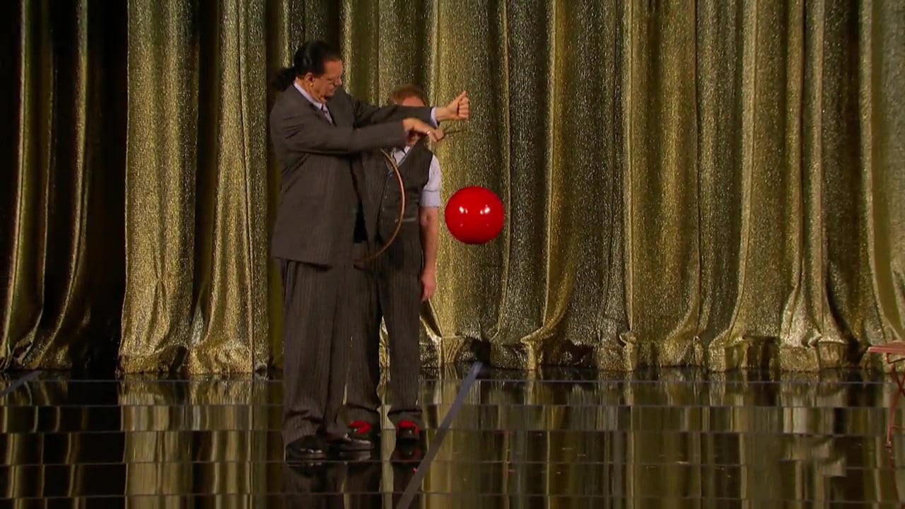 Penn & Teller: Fool Us - Season 2 Episode 2 : The Invisi-Ball Thread