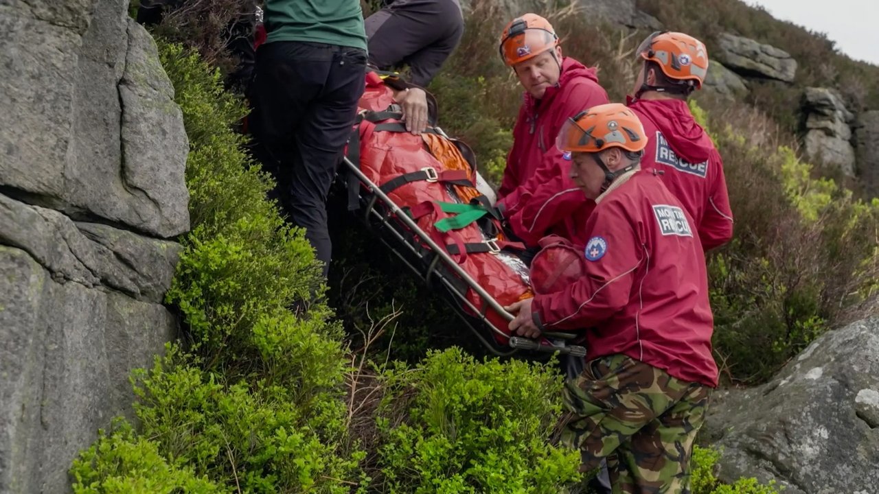 Yorkshire Air 999 - Season 1 Episode 3 : School Break