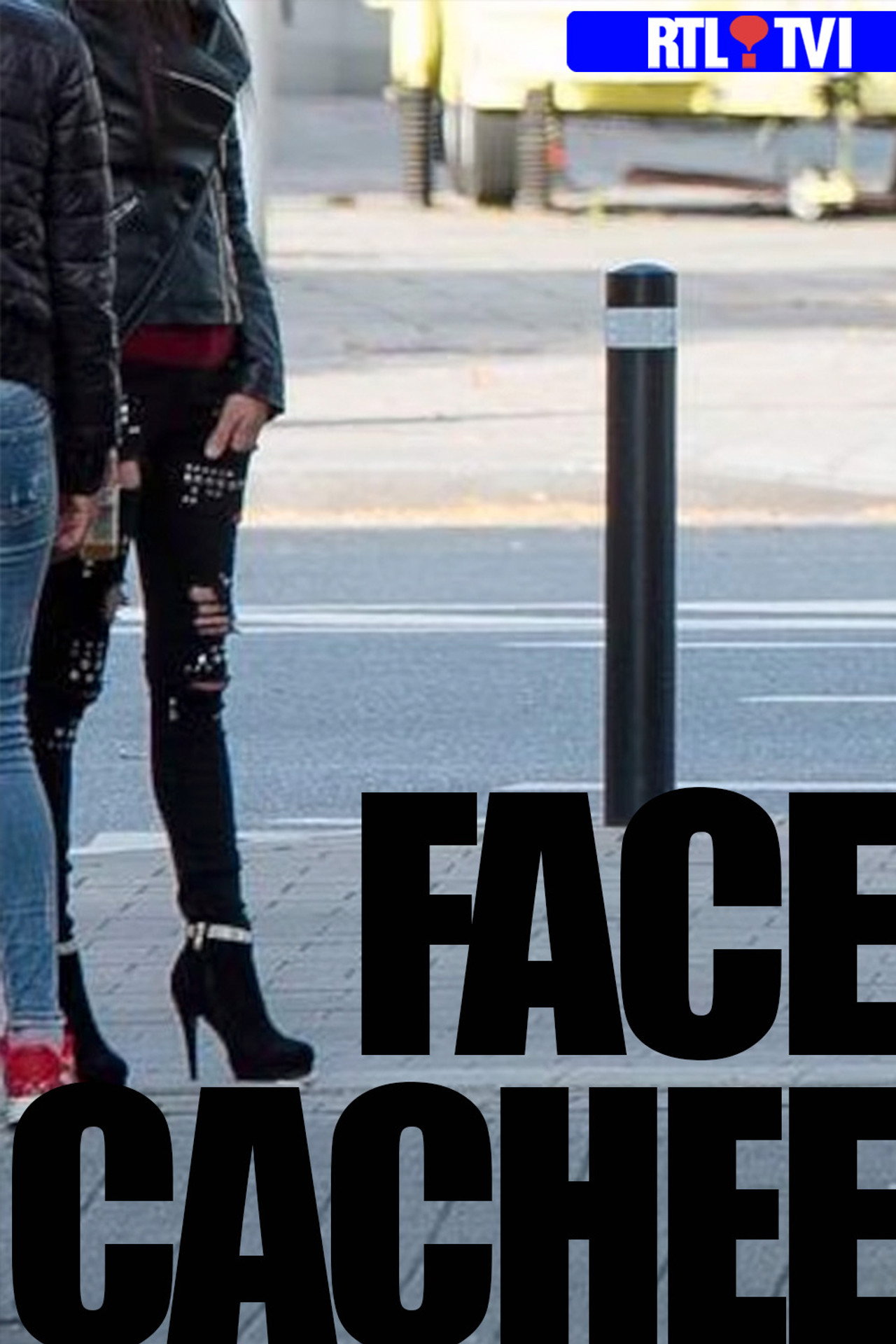 Face cachée affisch