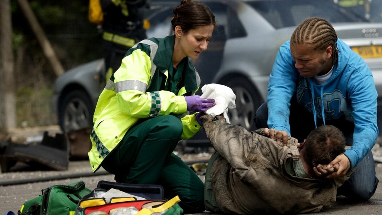 Casualty - Season 23 Episode 5 : Face Up