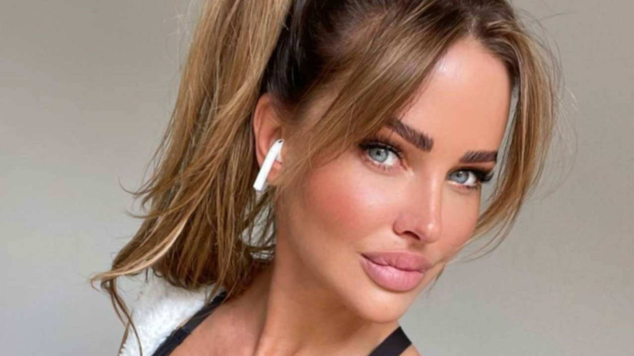 Who's That Girl - Season 2 Episode 3 : Episode 3