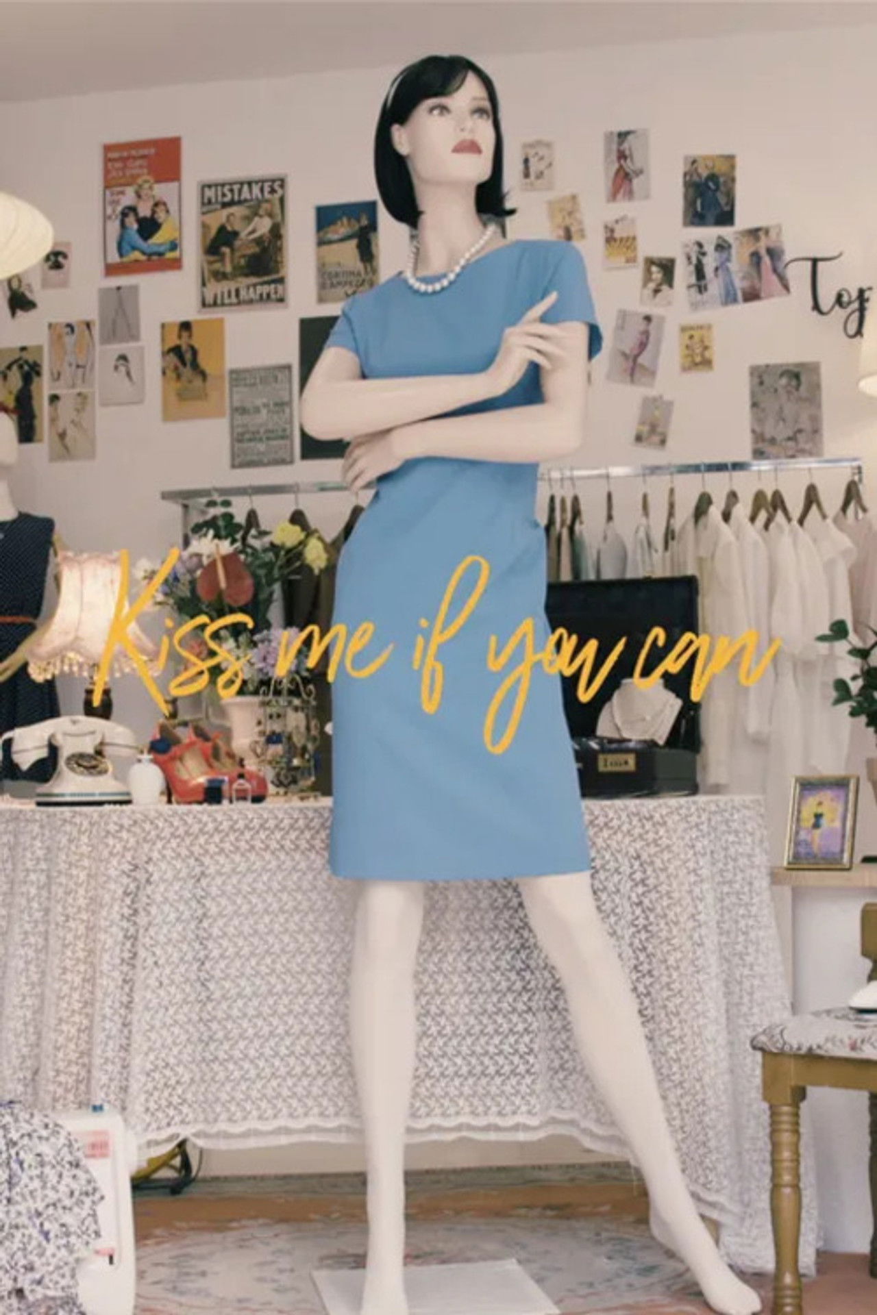 Kiss Me If You Can Backdrop