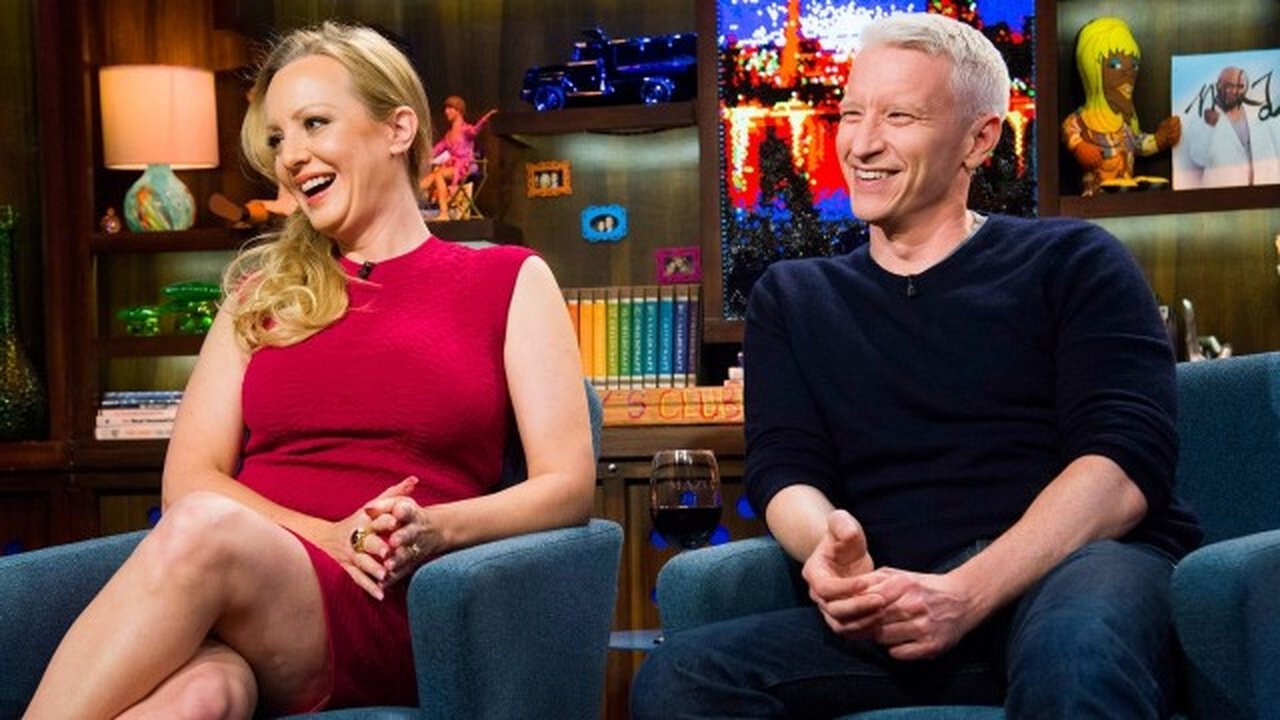 Watch What Happens Live with Andy Cohen - Season 9 Episode 31 : Anderson Cooper & Wendi McLendon-Covey