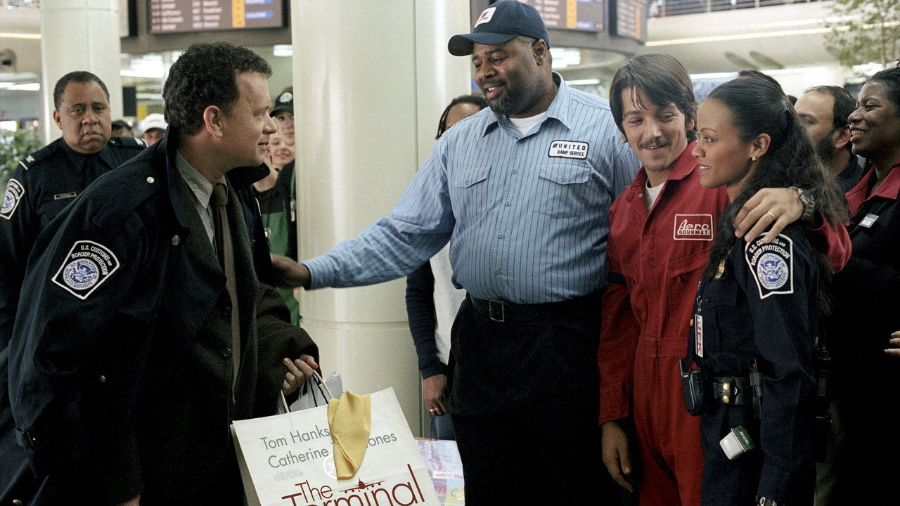 The Terminal (2004) Hindi Dubbed backdrop