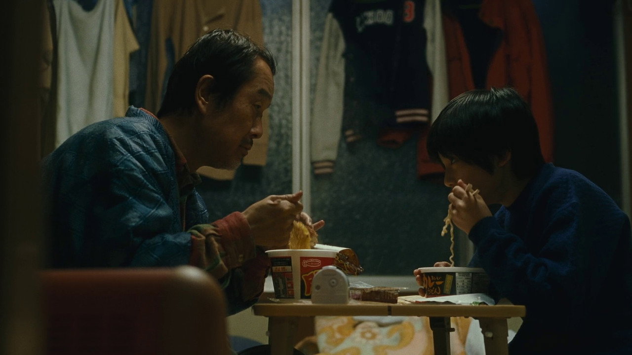 Shoplifters background 42