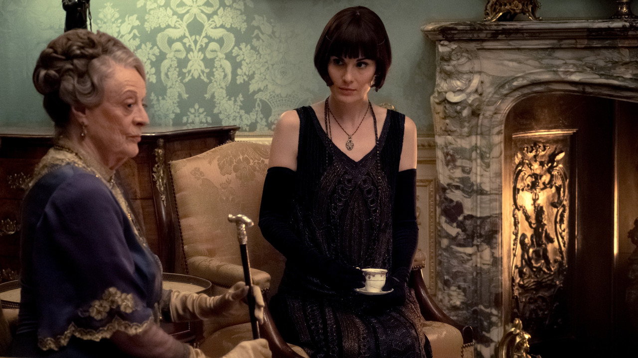 Downton Abbey background 28