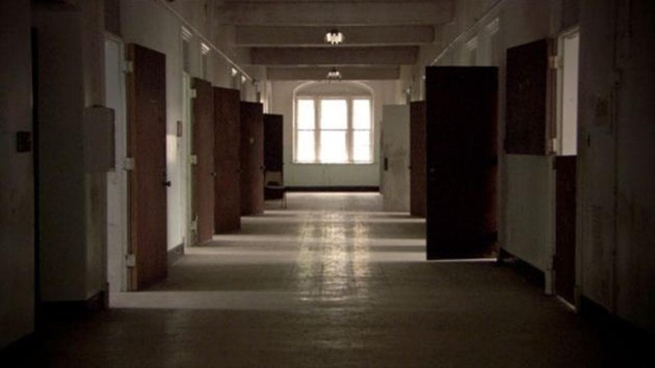 Ghost Adventures - Season 0 Episode 1 : Ghost Adventures: Live - Trans-Allegheny Lunatic Asylum