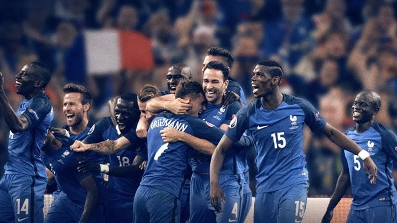 Les Bleus - Une autre histoire de France, 1996-2016