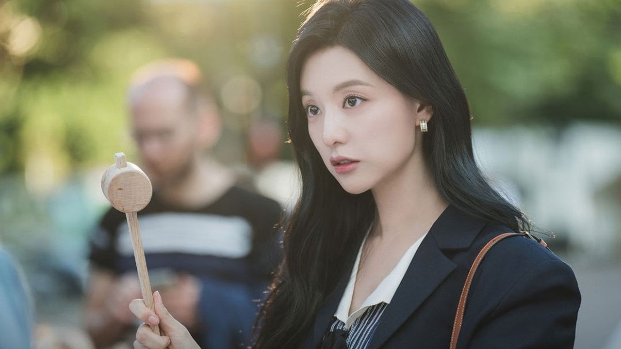 Imagen de La reina de las lágrimas: 1×6