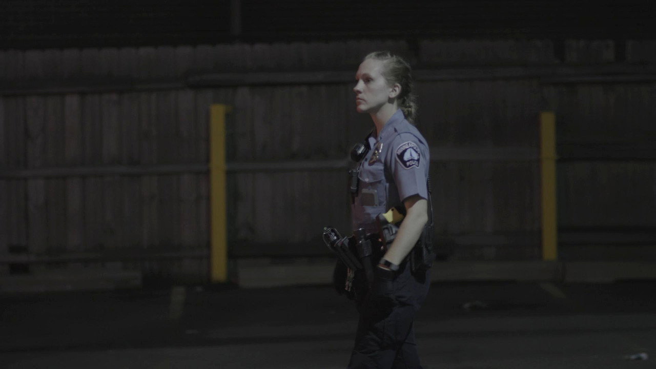 Immagine di copertina del trailer di Women in Blue