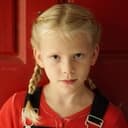 Zeva DuVall als Little Girl / Riot Host