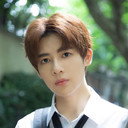 Gou Chen Hao Yu als James