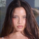 Emilia Mernes als Self