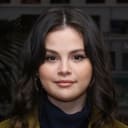 Selena Gomez als Betsy (voice)