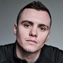 Aled Ap Steffan als Devon Mckenzie